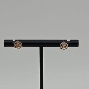 rose gold tone flower stud earrings